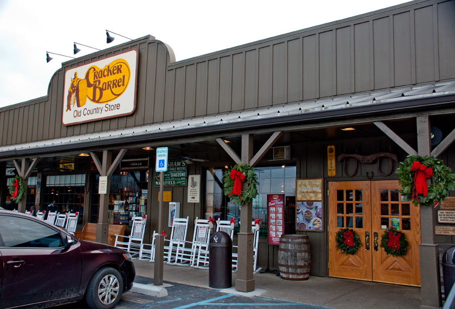 CrackerBarrelfacade1resized.jpg